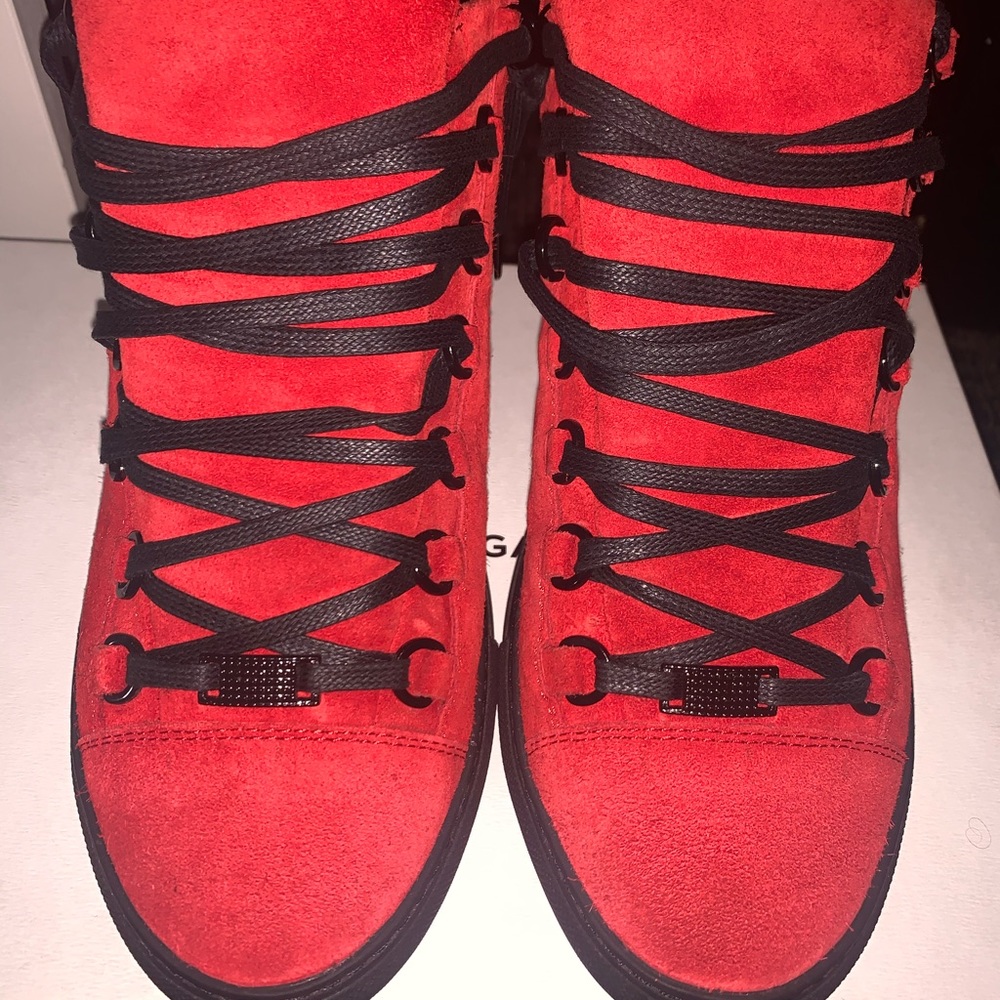 balenciaga arena high gold